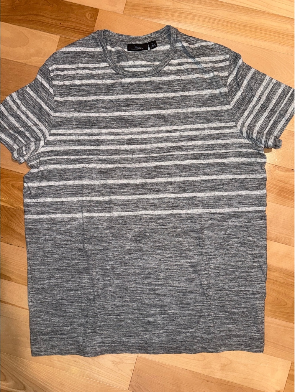 Marc Anthony Men's Gray and White Striped Short Sleeve T-Shirt XL